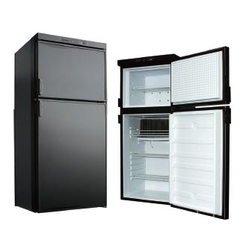 FREUCAMP 3 WAY FRIDGE AND FREEZER 175L